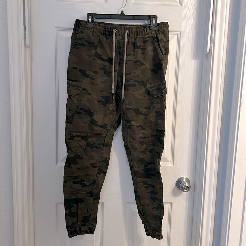 Lazer Men's Green Camo Cargo Pockets Jogger Stretch‎ Pants Size M